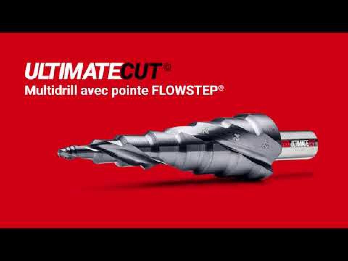 Un foret étagé en métal portant la mention « UltimateCut Multidrill avec pointe FlowStep » est représenté sur un fond rouge.