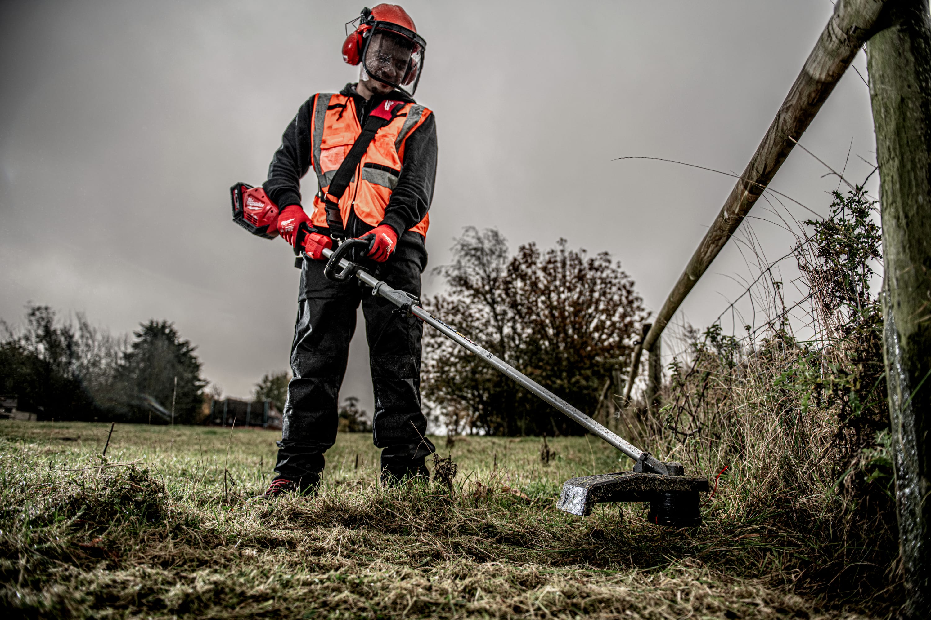 Kompatibel mit dem Milwaukee® M18 FUEL™ Outdoor Power Head QUIK-LOK™ Befestigungssystem